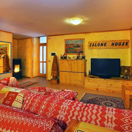 Salone House *