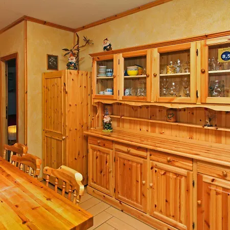 Salone House Apartman *